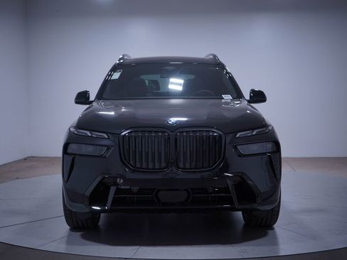 Used 2026 BMW X7 xDrive40i w/ M Sport Package image 4