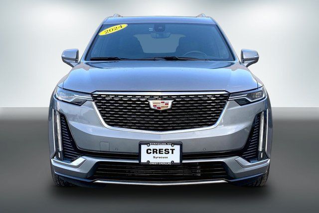 Used 2024 Cadillac XT6 Premium Luxury w/ Technology Package AWD/4WD image 2