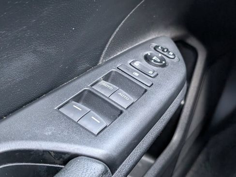 Used 2017 Honda Civic Touring image 17