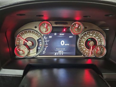 Used 2018 RAM 2500 Longhorn w/ Convenience Group image 27