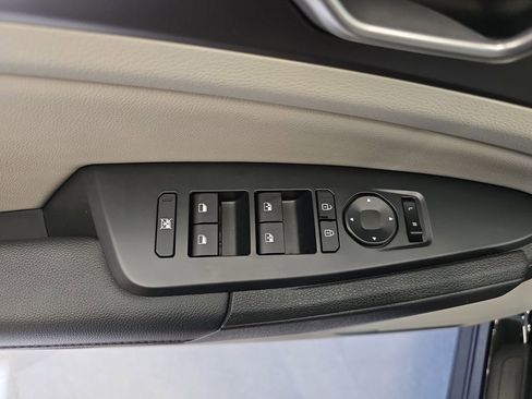 Used 2026 Kia Sportage EX image 15