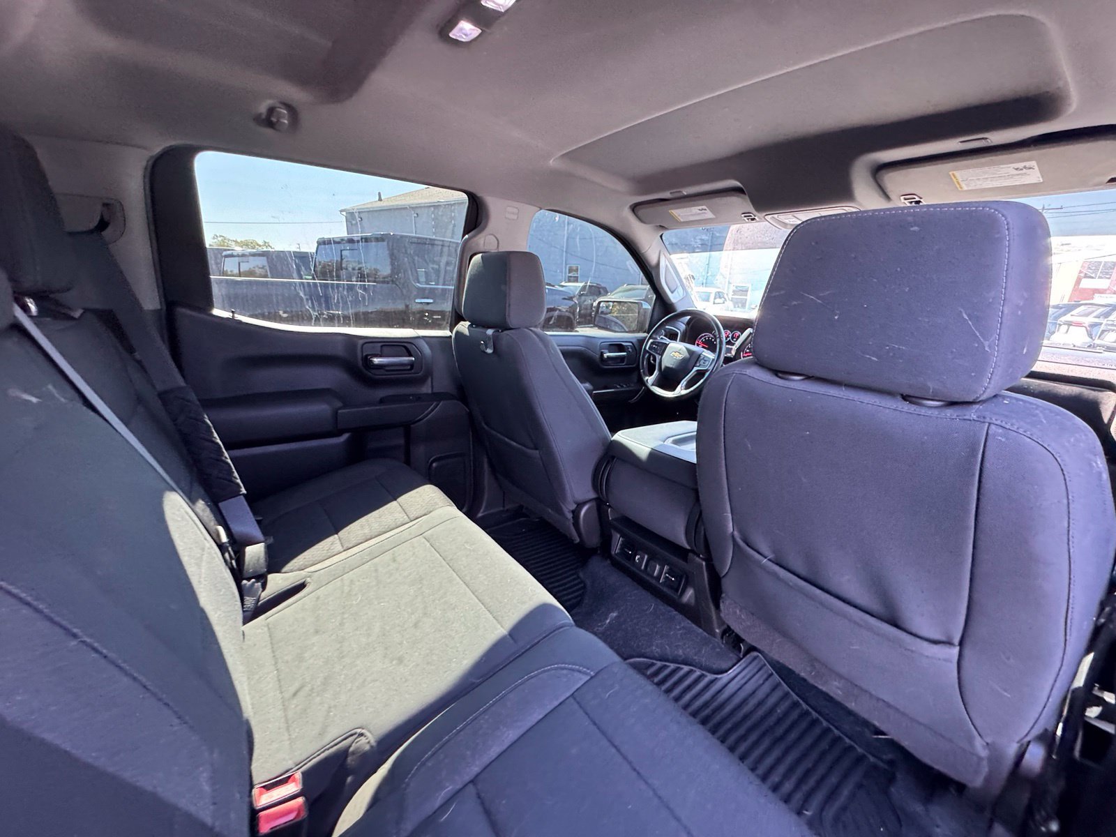 Used 2021 Chevrolet Silverado 1500 LT w/ Z71 Off-Road Package AWD/4WD image 29