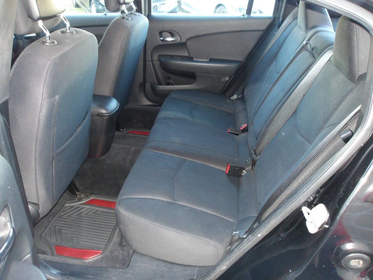 Used 2013 Chrysler 200 LX FWD image 20