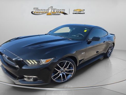 Used 2015 Ford Mustang GT Premium w/ Equipment Group 401A RWD image 4