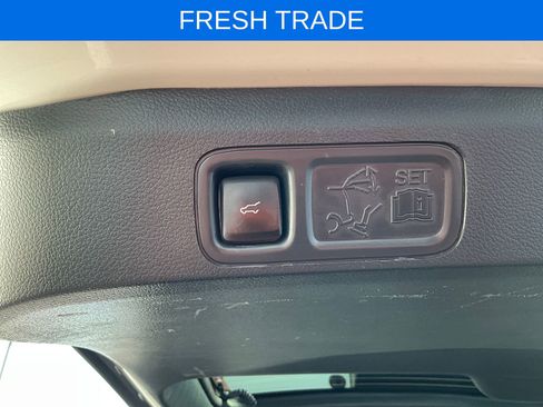 Used 2022 Ford Expedition Max Platinum image 32