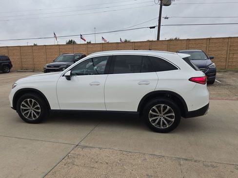 Used 2024 Mercedes-Benz GLC 300 w/ Winter Package image 9