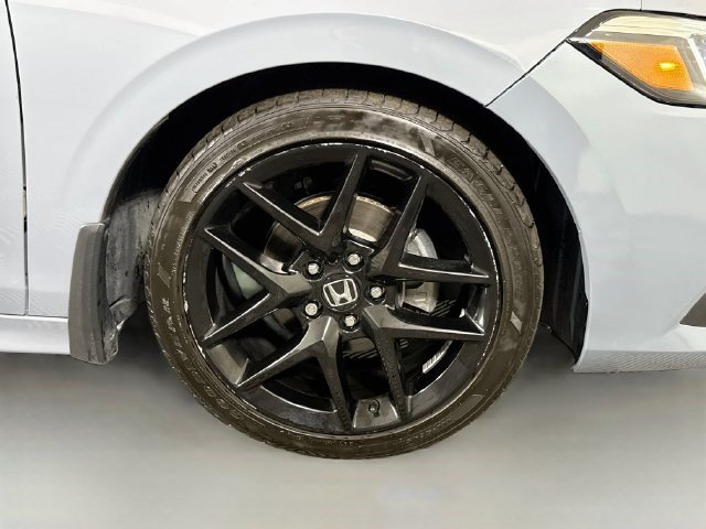 Used 2023 Honda Civic Sport image 31