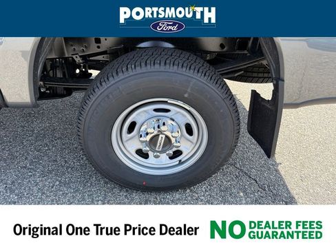 New 2026 Ford F250 XL w/ FX4 Off-Road Package AWD/4WD image 28