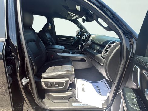 Used 2021 RAM 1500 Laramie AWD/4WD image 41