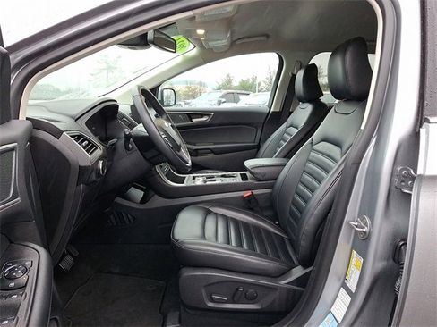 Used 2024 Ford Edge SEL image 13