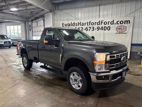 New 2026 Ford F350 XLT w/ 360-Degree Camera Package AWD/4WD image 2