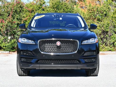 Used 2018 Jaguar F-PACE Prestige image 36