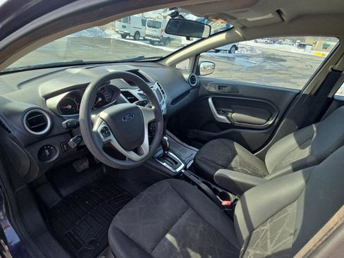Used 2012 Ford Fiesta SE image 12