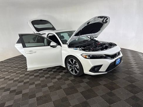 Used 2024 Honda Civic EX-L image 13