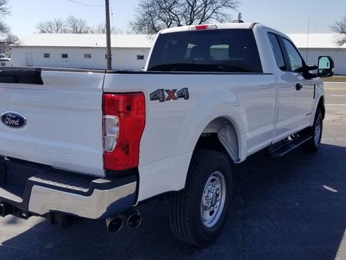 Used 2020 Ford F250 XL w/ Power Equipment Group image 5