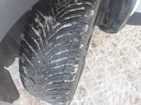 Used 2018 Ford Escape SE w/ Ford Safe & Smart Package image 10