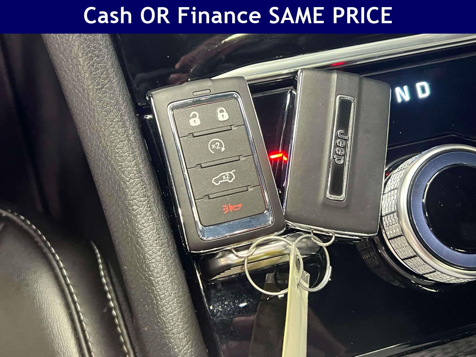 Used 2026 Jeep Grand Cherokee Limited w/ Limited Altitude Package AWD/4WD image 31