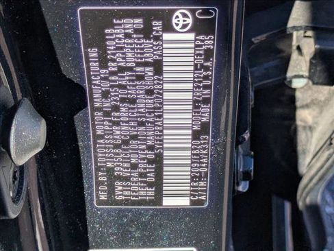 Used 2020 Toyota Corolla LE image 15