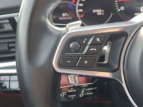 Used 2019 Porsche Panamera 4 image 23