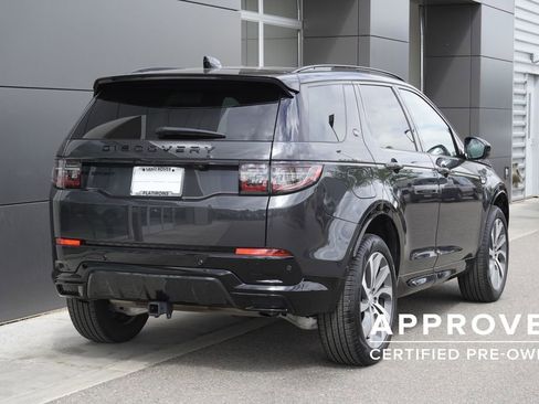 Used 2025 Land Rover Discovery Sport Dynamic SE image 2