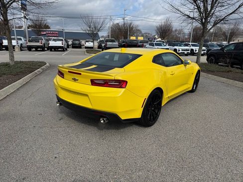 Used 2018 Chevrolet Camaro LT w/ RS Package image 5