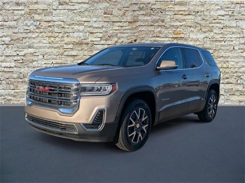 Used 2022 GMC Acadia SLE image 4