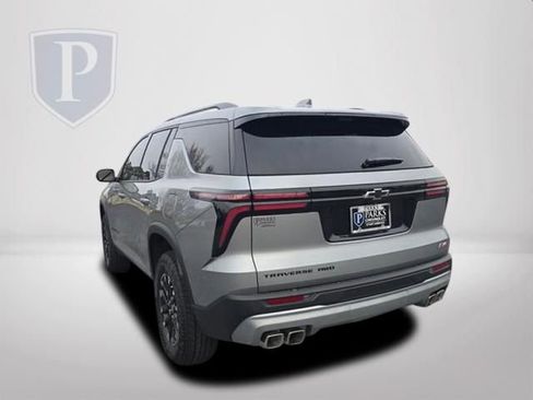 New 2026 Chevrolet Traverse Z71 w/ Driver Confidence Package AWD/4WD image 8
