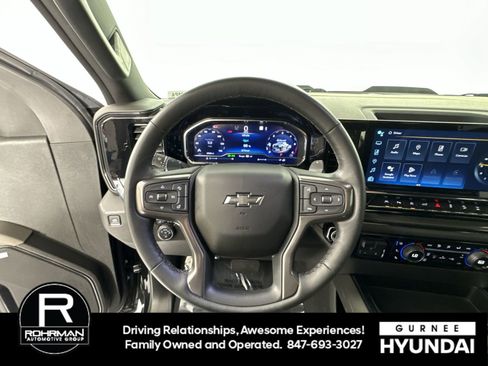 Used 2024 Chevrolet Silverado 1500 ZR2 w/ Technology Package image 12