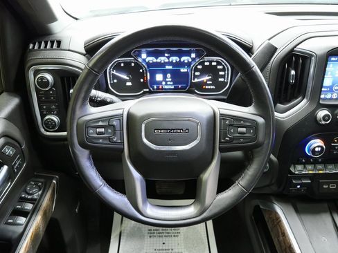 Used 2022 GMC Sierra 2500 Denali image 23