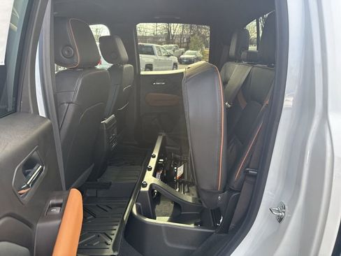 New 2026 GMC Canyon AT4 image 41