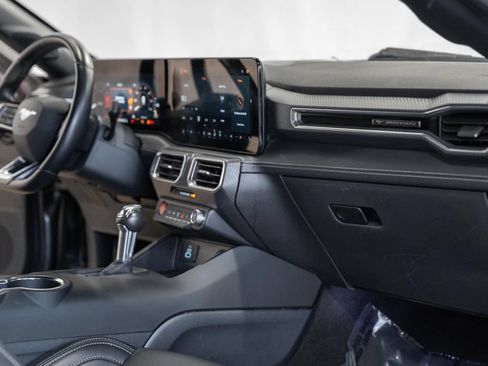 Used 2025 Ford Mustang Premium RWD image 14