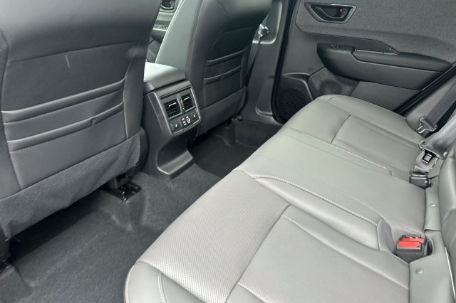 New 2026 Subaru Outback Limited AWD/4WD image 9