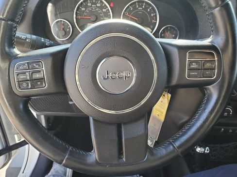 Used 2014 Jeep Wrangler Unlimited Sport w/ Connectivity Group image 18