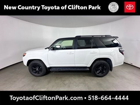 Used 2020 Toyota 4Runner SR5 Premium w/ Moonroof Package image 6