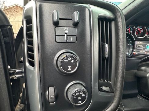 Used 2015 Chevrolet Silverado 2500 LTZ w/ LTZ Plus Package image 28