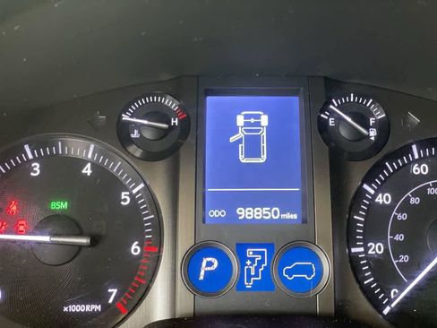 Used 2019 Lexus GX 460 Premium AWD/4WD image 18