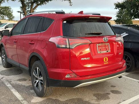 Used 2016 Toyota RAV4 XLE FWD image 7
