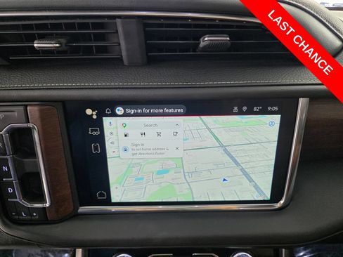 Used 2024 GMC Yukon Denali Ultimate AWD/4WD image 24