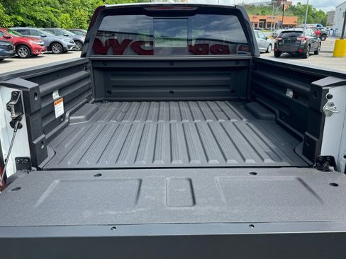Used 2022 Honda Ridgeline Black Edition image 18