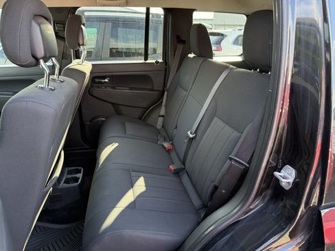 Used 2012 Jeep Liberty Sport w/ Popular Equipment Group AWD/4WD image 14