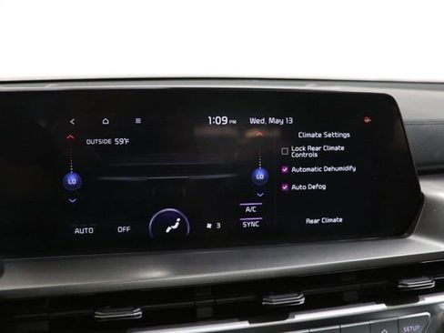 Used 2025 Kia Telluride S AWD/4WD image 27