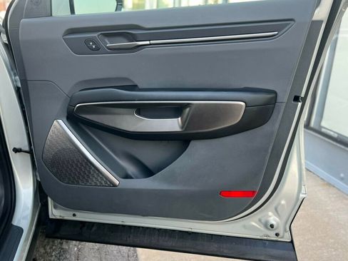 Used 2024 Kia EV9 Wind image 45