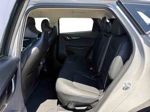 New 2026 Kia EV6 Wind RWD image 16