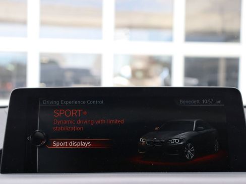 Used 2017 BMW 230i xDrive Coupe image 27