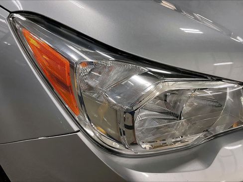 Used 2014 Subaru Forester 2.5i Premium w/ All-Weather Package AWD/4WD image 27