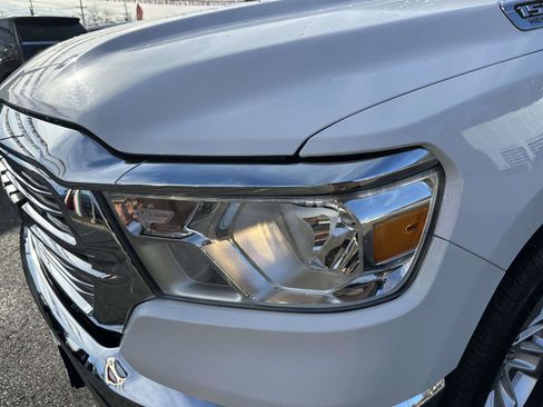 Used 2024 RAM 1500 Laramie image 8