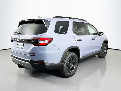 New 2026 Honda Pilot TrailSport image 7