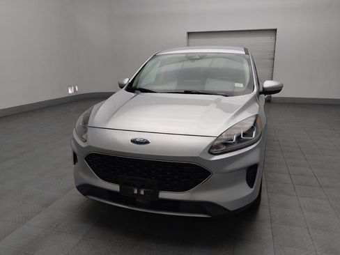 Used 2020 Ford Escape SE image 15