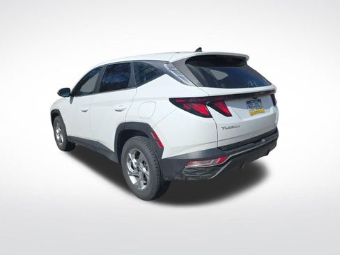 Used 2022 Hyundai Tucson SE image 4