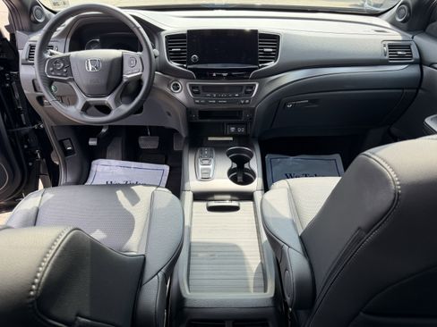 Used 2023 Honda Passport EX-L image 9